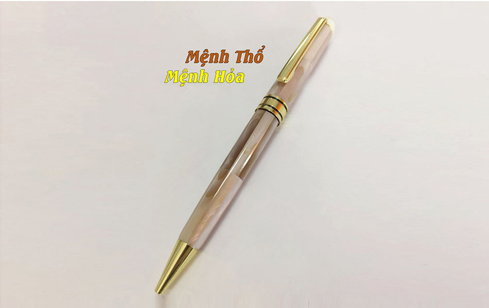 Bút khảm ngọc trai Nâu Mệnh Hỏa, Thổ