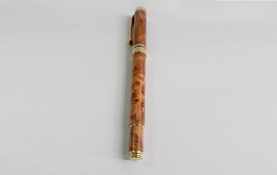 Bút gỗ Nu Huyết Long nắp